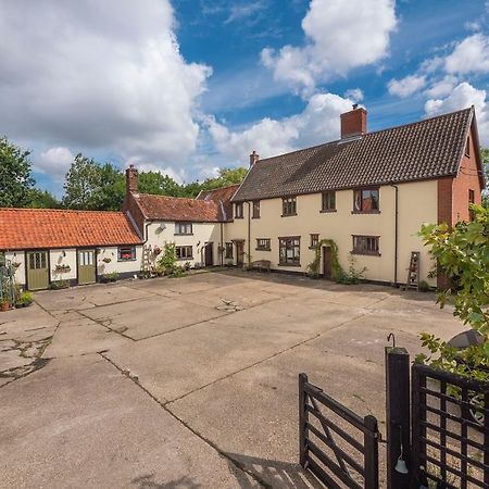 Valley Farmhouse, Westhall Redisham Екстер'єр фото
